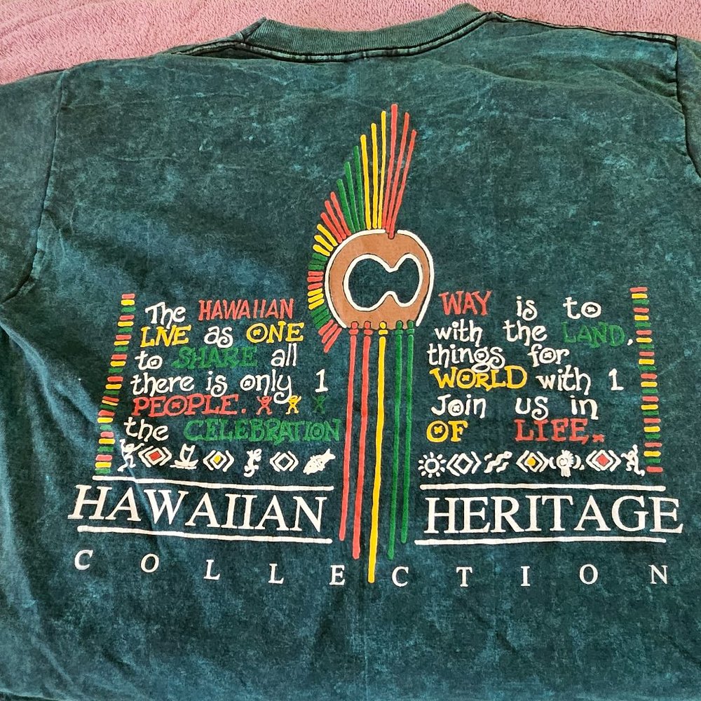 Vintage  Hawaiian Heritage t-shirt